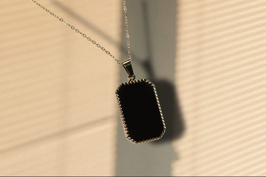 Zyrel engraveable necklace