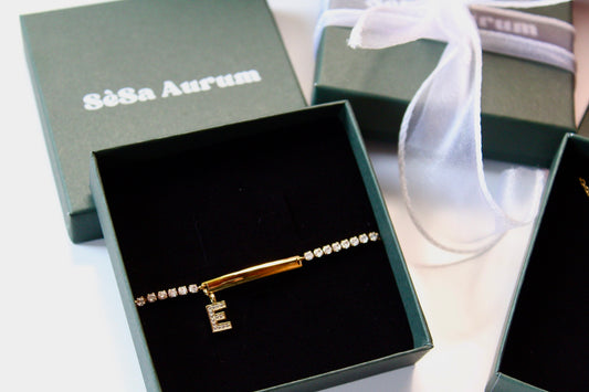 Valentine’s Day gift box Zarî tennis bracelet