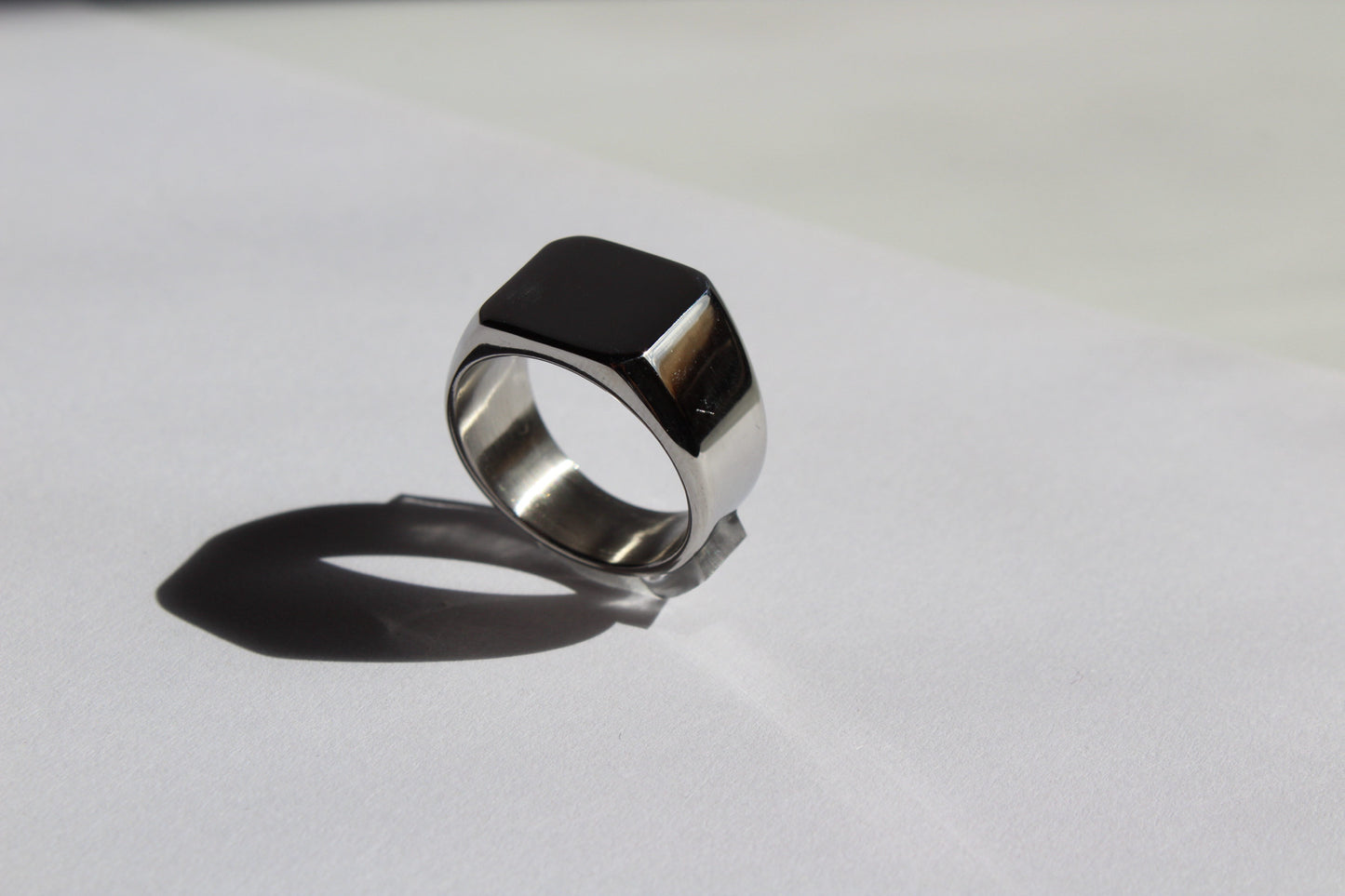 Bravon engravable men's ring